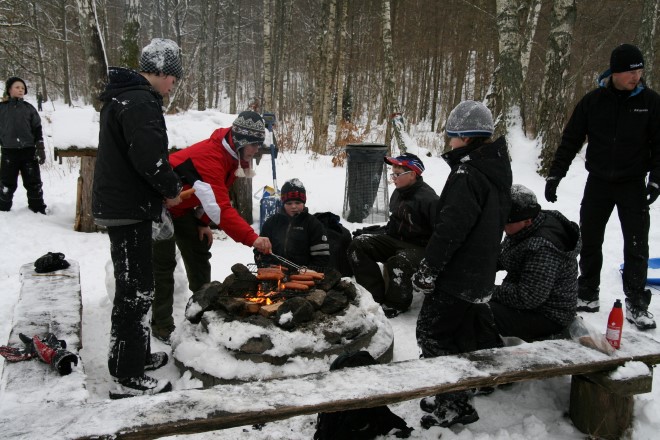 Korvgrillning Nytorpet.jpg