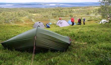 Tält med utsikt över Ånnsjön